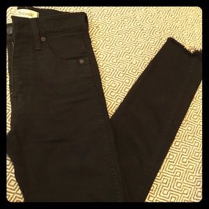 10 in high rise Madewell raw edge denim